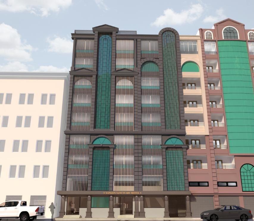 Sanctuary Hotel 3*