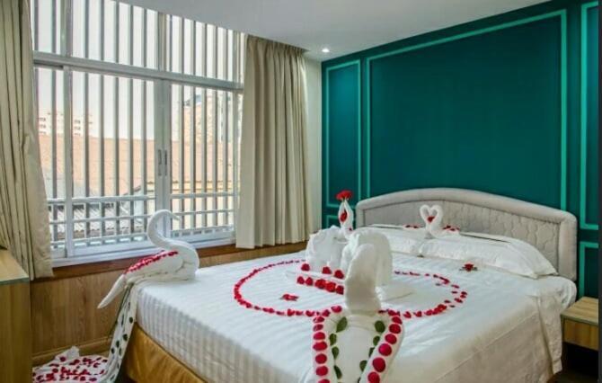 Sanctuary 3* Yangon
